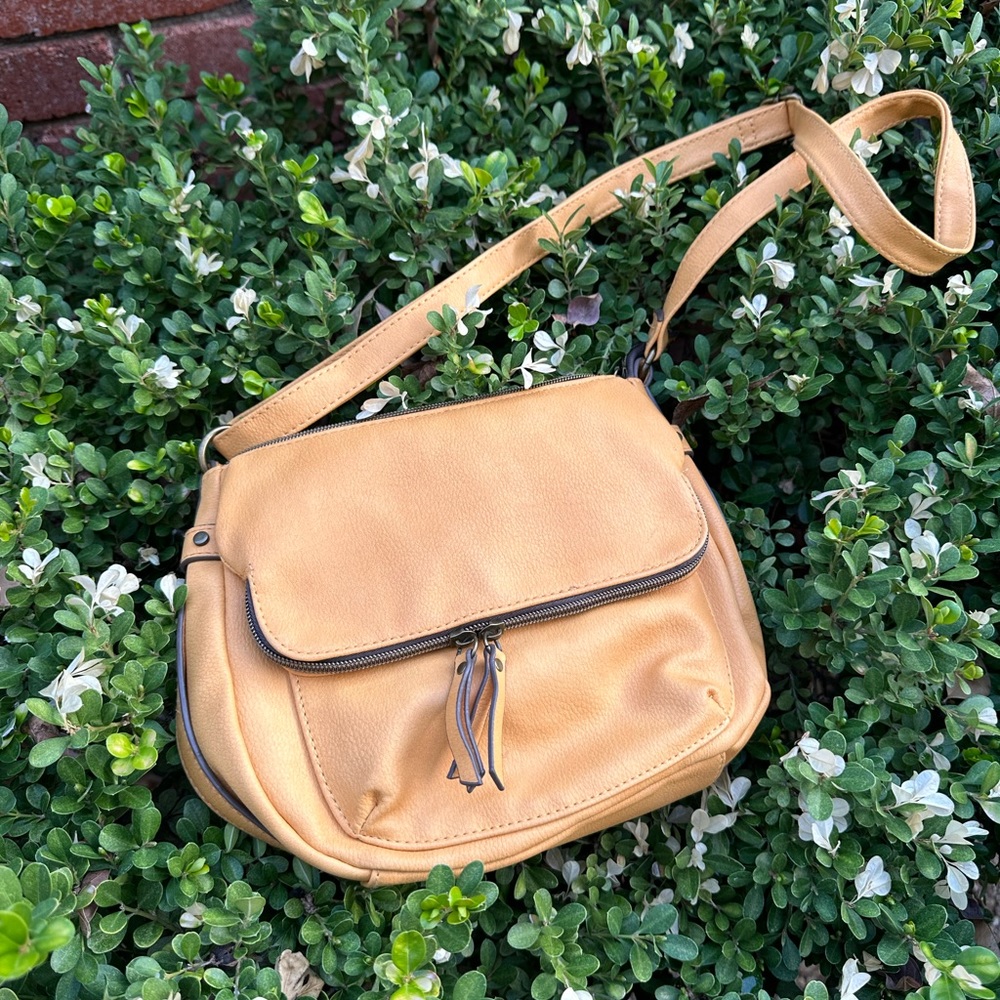 Crossbody bag